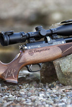 Load image into Gallery viewer, Daystate Huntsman Regal, 30fp, Huma Regulated 5.5mm pcp + air stream moderator