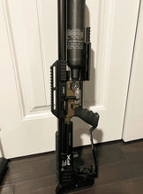 Load image into Gallery viewer, Saber Tactical UNIVERSAL PICATINNY TO ARCA LARGE VERSION ST0025
