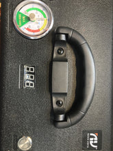 Load image into Gallery viewer, Shop Demo - Nova Vista Pneubox 12/220v air cooled compressor auto shot off
